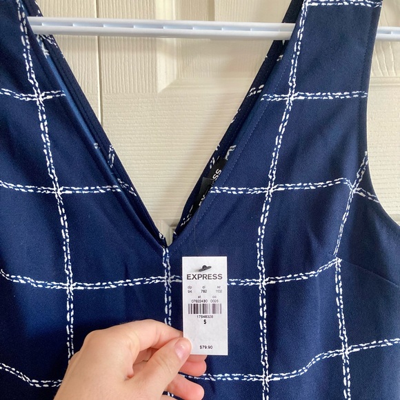 V-neck navy Express jumpsuit, BNWT, small - Picture 3 of 4